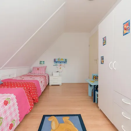 Holiday home Duynopgangh 25 *
